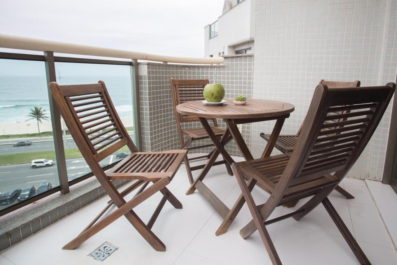 Two-Bedroom Apartment Sea View